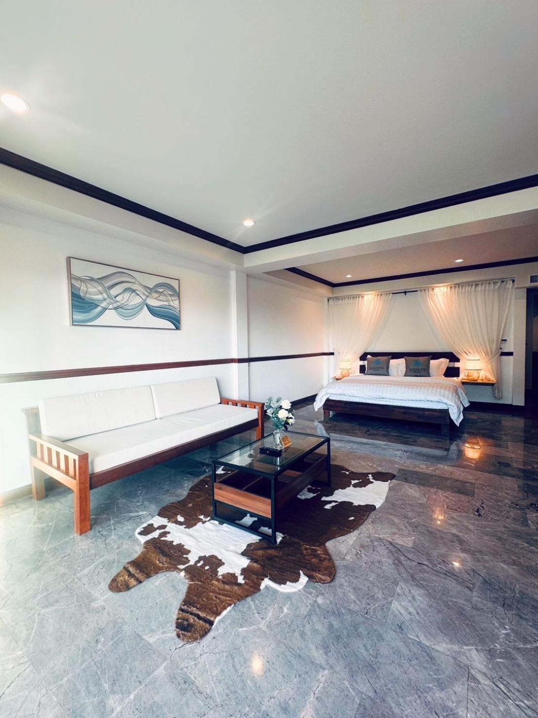 ホテル Ocean Pie Phuket - Adult Only Rawai エクステリア 写真