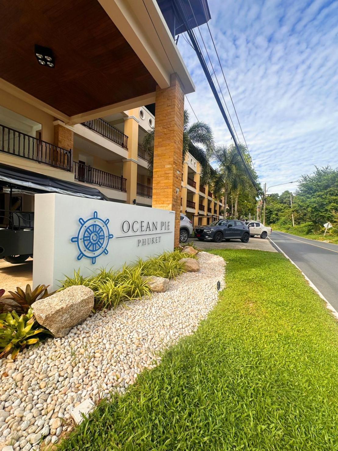 ホテル Ocean Pie Phuket - Adult Only Rawai エクステリア 写真